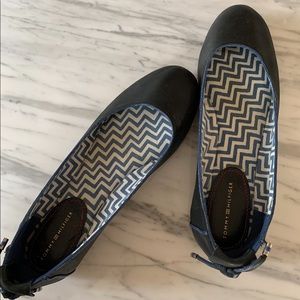 Tommy Hilfiger Navy Flats